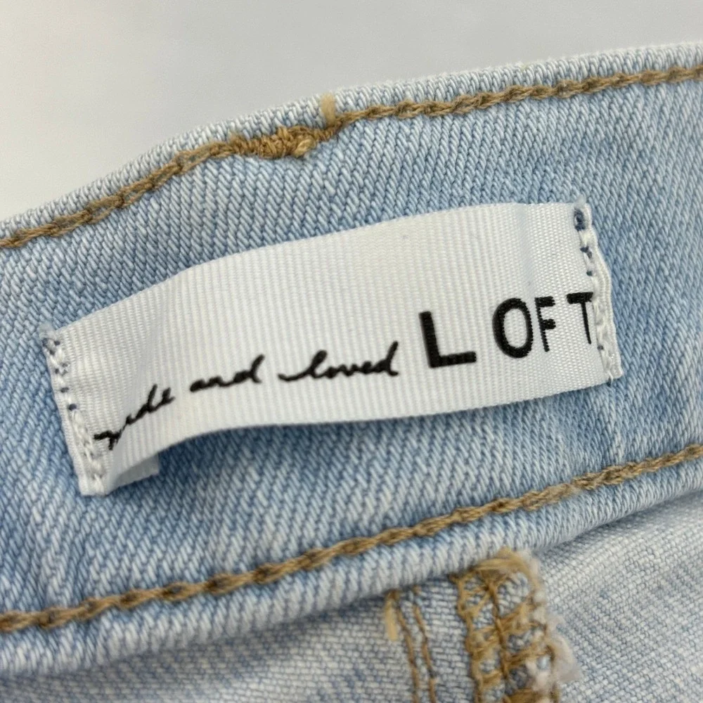 LOFT The Girlfriend Jeans Women's Size 14 32 Light Wash Stretch Denim Cotton